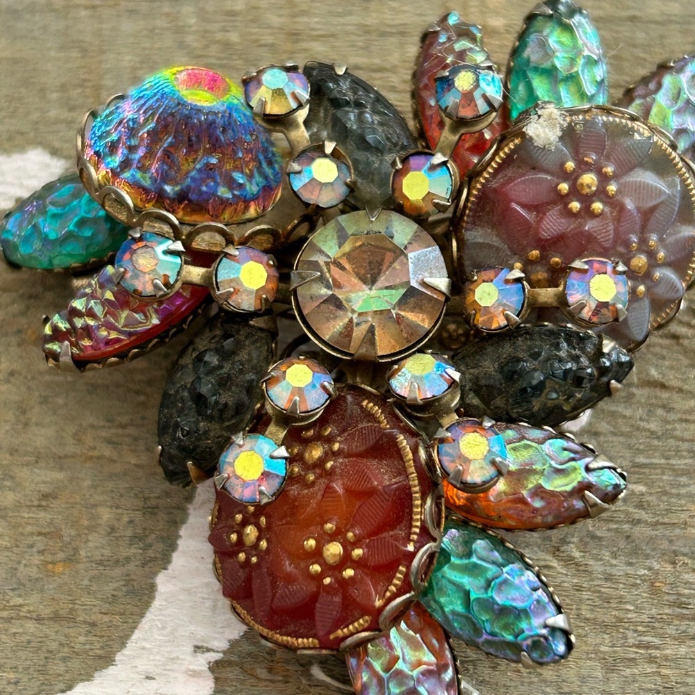 Julianna 1950 redone Vintage Multicolor Brooch